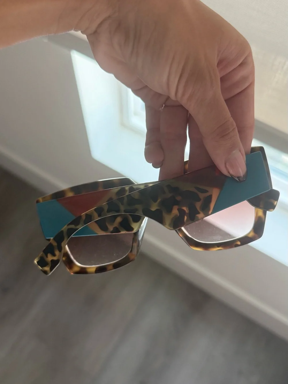 Square Sunglasses in Tortoise with Orange Accent